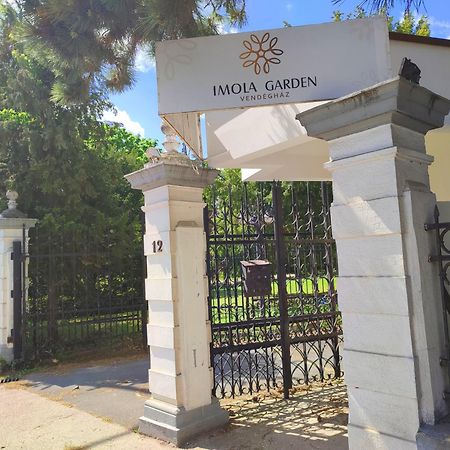 מלון באלאטונפורד Imola Garden Vendeghaz מראה חיצוני תמונה
